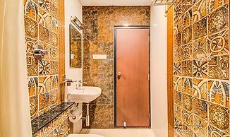 Fabhotel Crown Residency