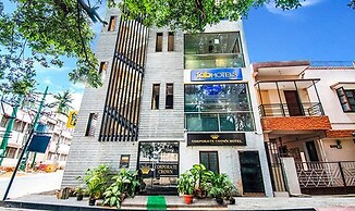 Fabhotel Crown Residency