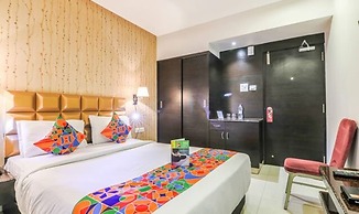 Fabhotel Singh Suites