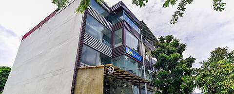 Fabhotel Sr Residency