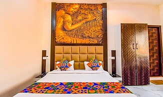 Fabhotel Pahadi Cottage