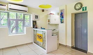 Fabhotel The Brown Tree