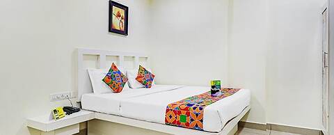 Fabhotel The Brown Tree