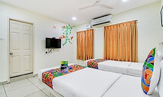 Fabhotel The Brown Tree