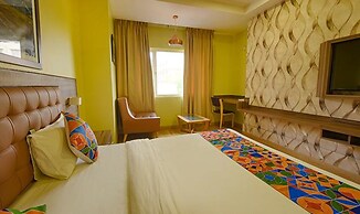 Fabhotel Emerald Resort