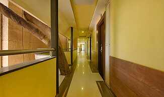 Fabhotel Emerald Resort