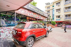 Fabhotel Kingdom Sai