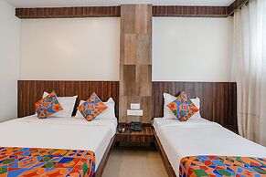 Fabhotel Kingdom Sai