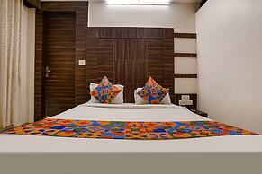 Fabhotel Kingdom Sai