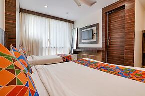 Fabhotel Kingdom Sai