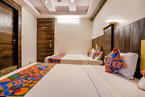 Fabhotel Kingdom Sai