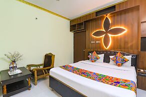 Fabhotel Ss Exotica