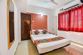 Fabexpress Green Leaves