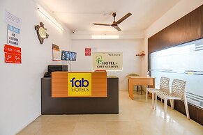 Fabexpress Green Leaves