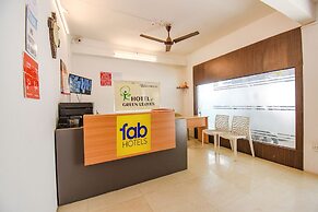 Fabexpress Green Leaves