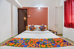 Fabexpress Green Leaves