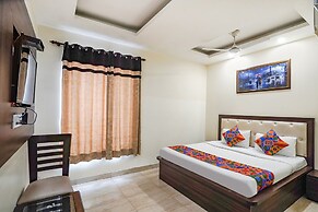 Fabhotel Cloud 9 Shopprix Mall