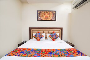 Fabhotel Cloud 9 Shopprix Mall