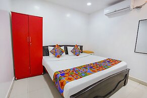 Fabexpress Lloyds Inn I