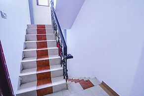 Fabexpress Lloyds Inn I