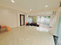 Fabhotel Anchorage Inn