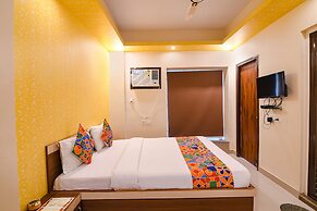 Fabhotel Comfort N Cozy