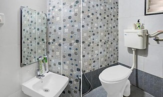 Fabhotel Prime Finesse