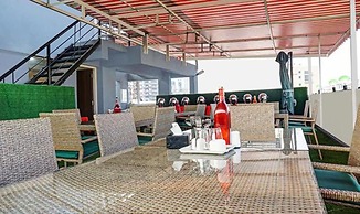 Fabhotel Prime Finesse