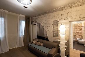 Verona Romana Apartments