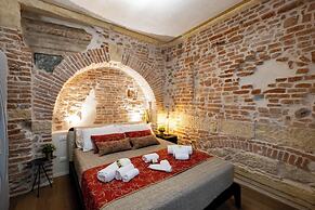 Verona Romana Apartments