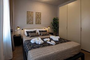 Verona Romana Apartments