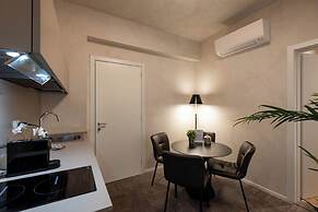 Verona Romana Apartments