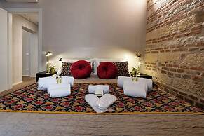 Verona Romana Apartments