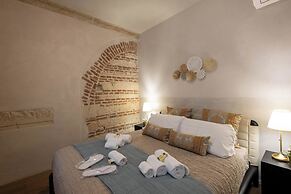 Verona Romana Apartments