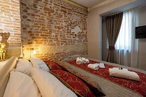 Verona Romana Apartments