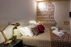 Verona Romana Apartments