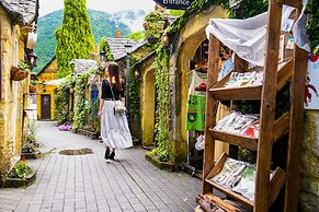 YUFUIN FLORAL VILLAGE HOTEL