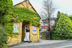 YUFUIN FLORAL VILLAGE HOTEL