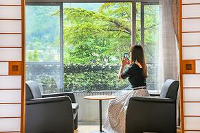 YUFUIN FLORAL VILLAGE HOTEL