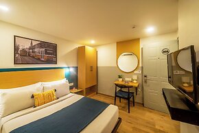 Olive Zip Richmond Circle by Embassy Group