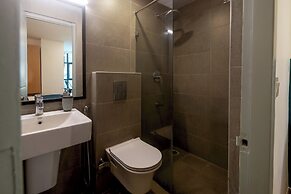 Olive Zip Richmond Circle by Embassy Group