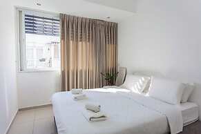 2 bedroom apartment by Hilton Beach