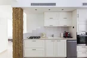 2 bedroom apartment by Hilton Beach