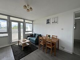 Lovely 3-bed Apartment in London