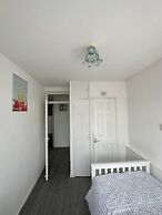Lovely 3-bed Apartment in London