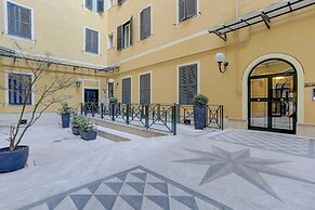 COLOSSEO Apt Mecenate 77 - Home and More