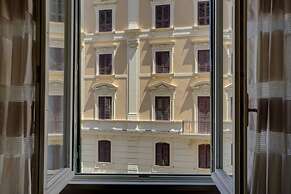 COLOSSEO Apt Mecenate 77 - Home and More