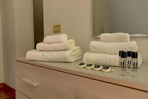 COLOSSEO Apt Mecenate 77 - Home and More