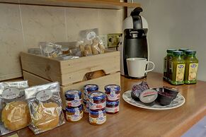 COLOSSEO Apt Mecenate 77 - Home and More