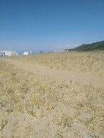 Apartment With Garden Close To The Beach